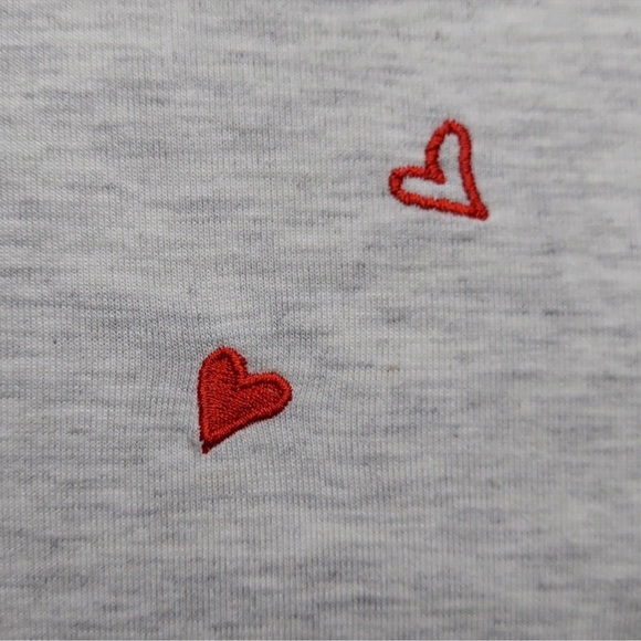 Workshop Republic Clothing Red Embroidered Amoire & Hearts Sweatshirt Sz 2x/3x - Picture 4 of 9